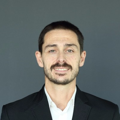 Javier Dávila